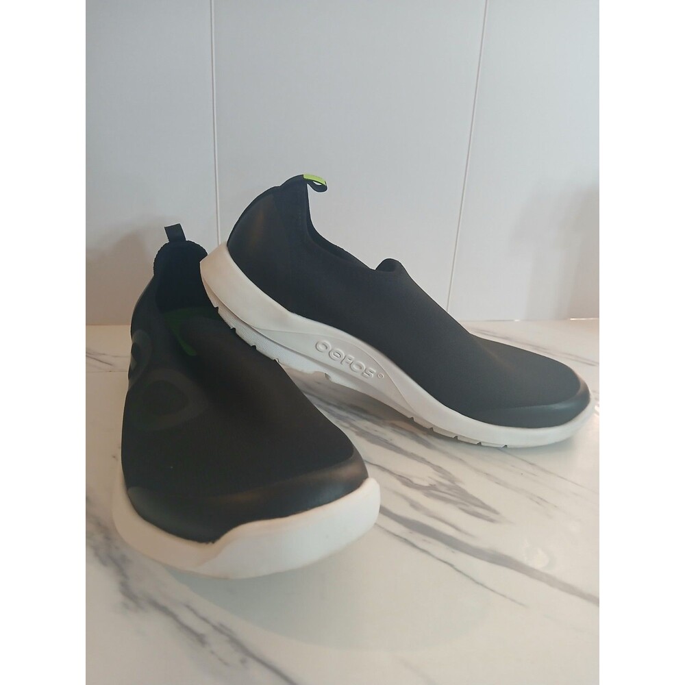 OOFOS OOmg Sport Low Men Size 9 Black Athletic Recovery Walking Slip On Shoes
